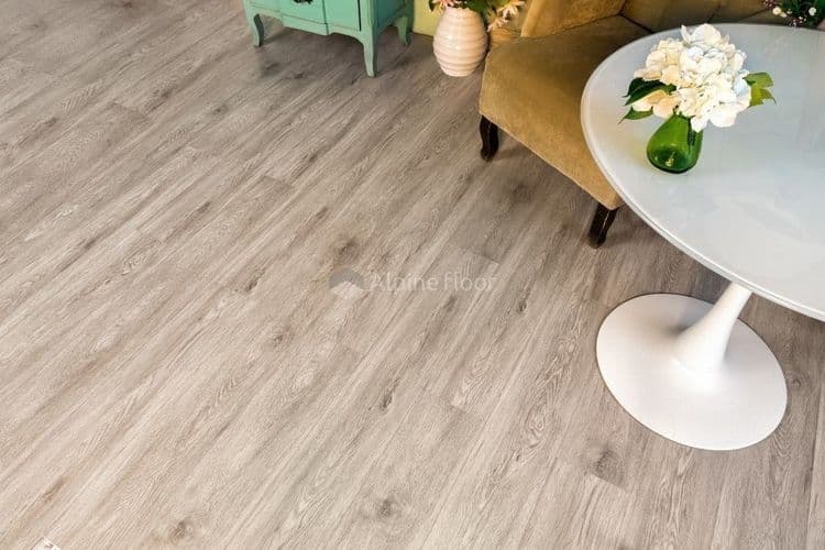 Гранд секвойя LVT (Grand Sequoia LVT)