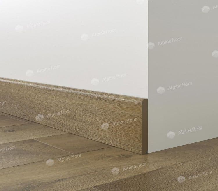 Напольный плинтус Parquet Light Дуб Насыщенный SK 13-7